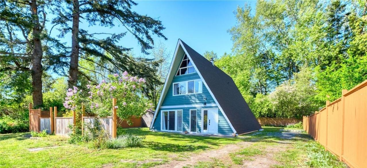 Newly Remodeled 2Bd Room A Frame Cottage Point Roberts Eksteriør bilde